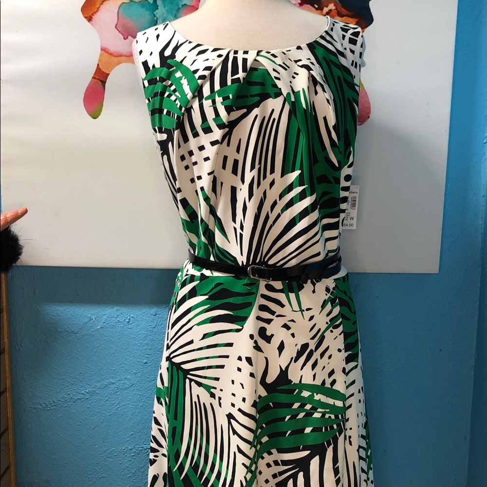 dressbarn Green and Black Leaf Pattern Midi Dress